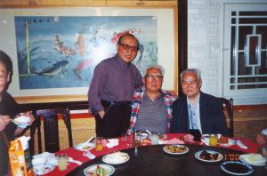 北師退休教授慶祝「康謳樂展」演出成功舉行餐敘